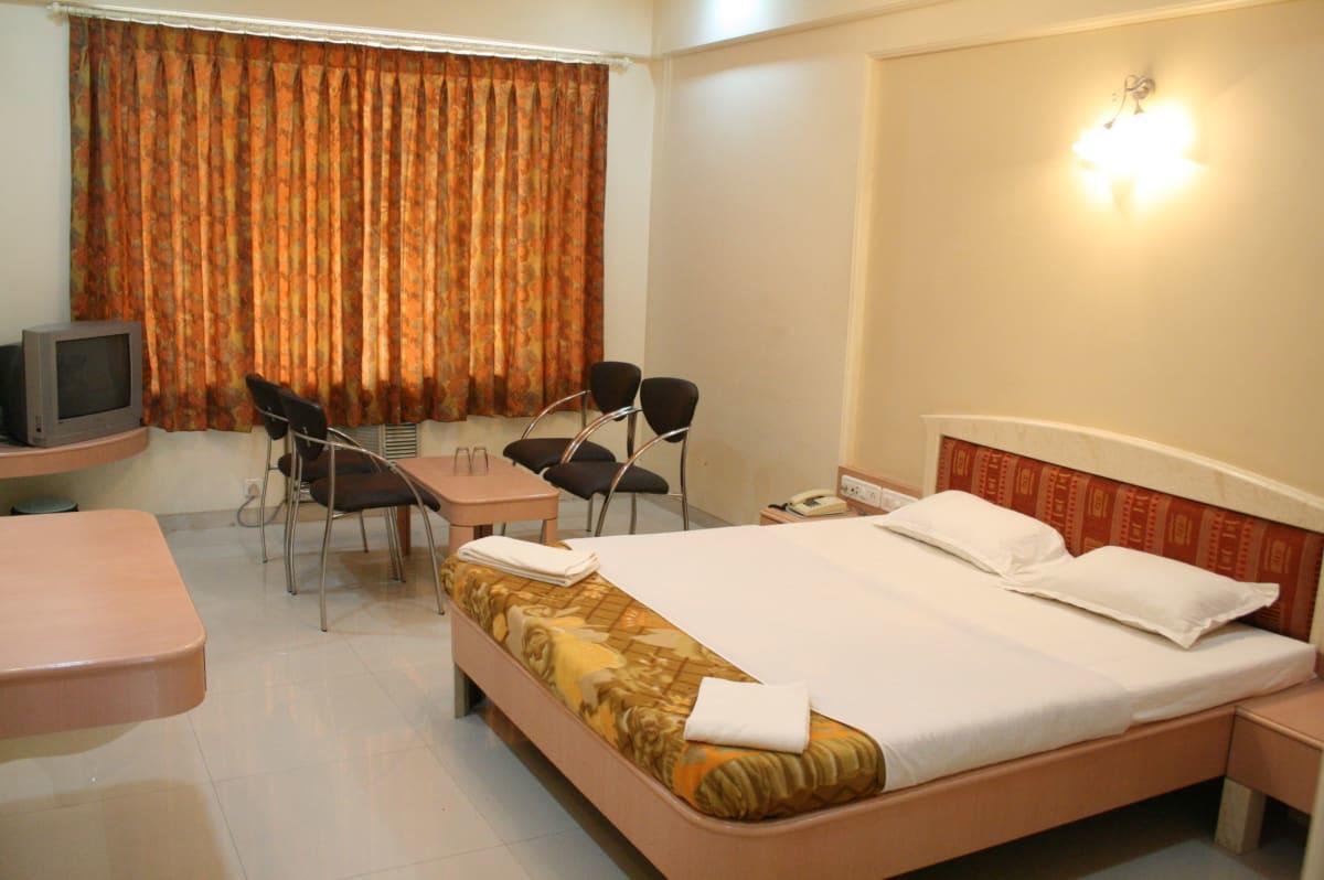 Hotel Sai International Peth  Eksteriør billede