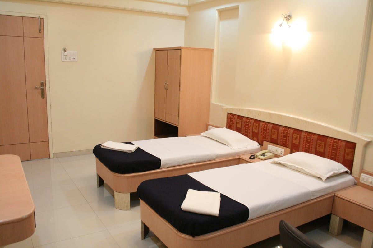 Hotel Sai International Peth  Eksteriør billede