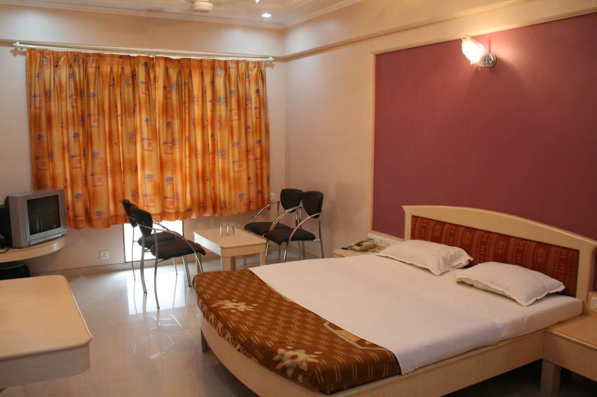 Hotel Sai International Peth  Eksteriør billede